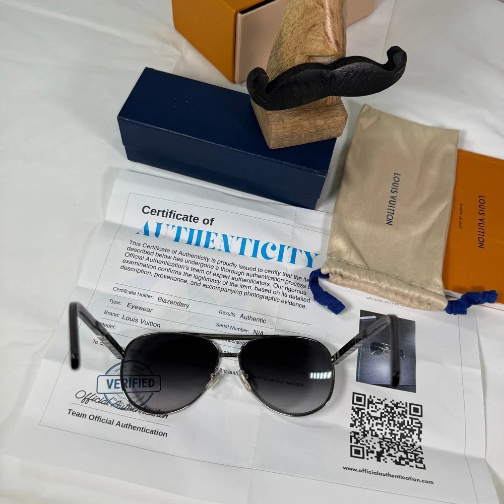 Louis Vuitton Attitude Sunglasses Silver Damier Aviator Z0340U Grey Gradient